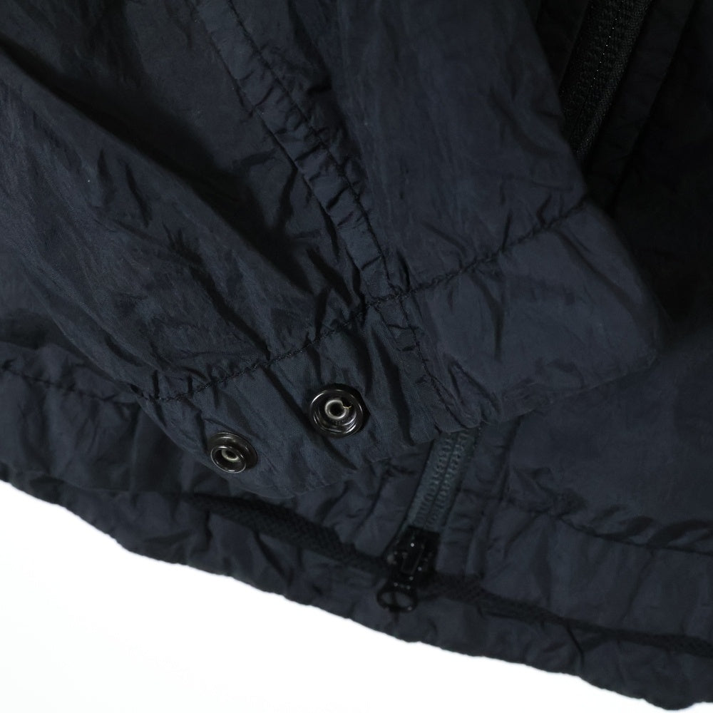 STONE ISLAND(ストーンアイランド) 24SS コンパスパッチ ナイロンメタル ジップアップ ジャケット ブラック 801510522