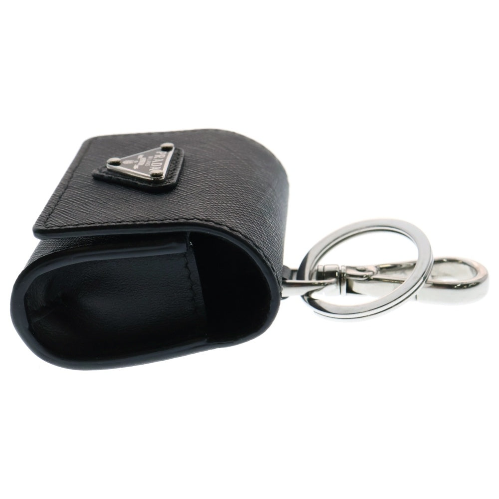 PRADA(プラダ) AirPods Case サフィアーノ 三角ロゴ プレート エアポッズケース ブラック 2TT133 2AHF