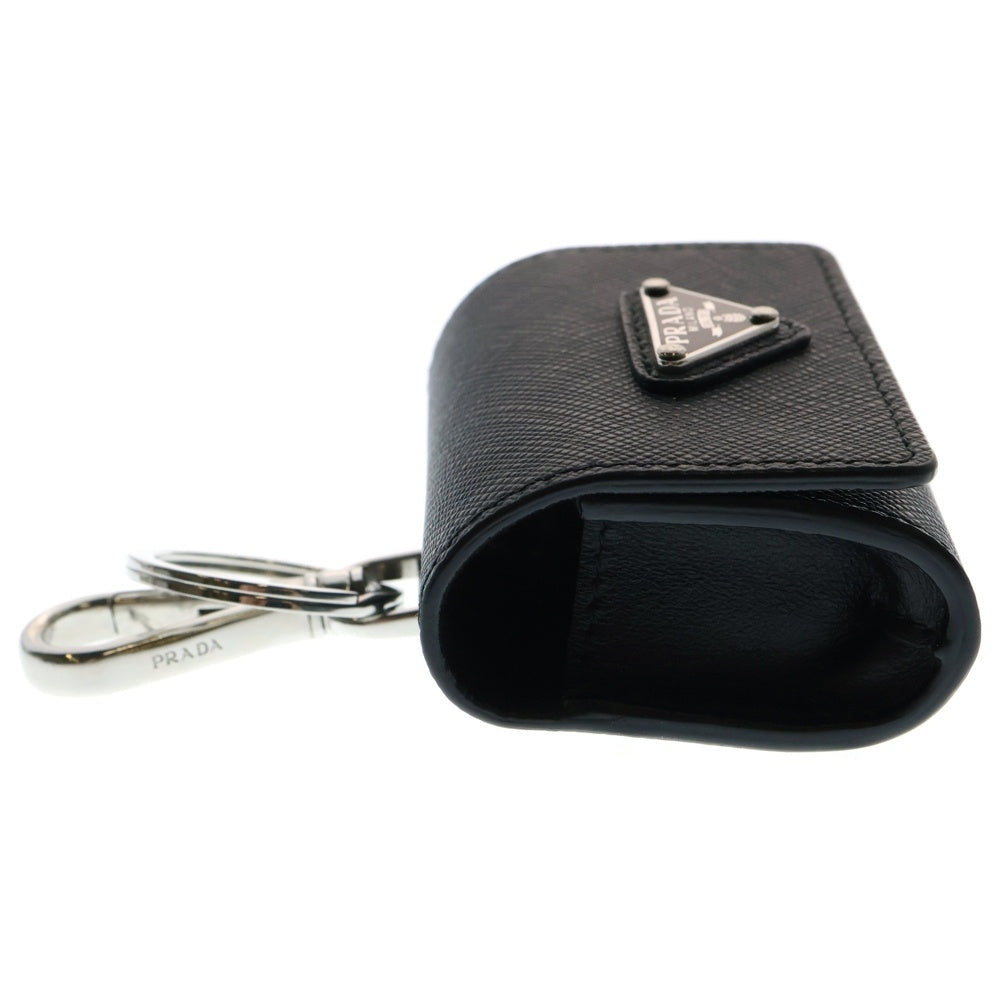 PRADA(プラダ) AirPods Case サフィアーノ 三角ロゴ プレート エアポッズケース ブラック 2TT133 2AHF