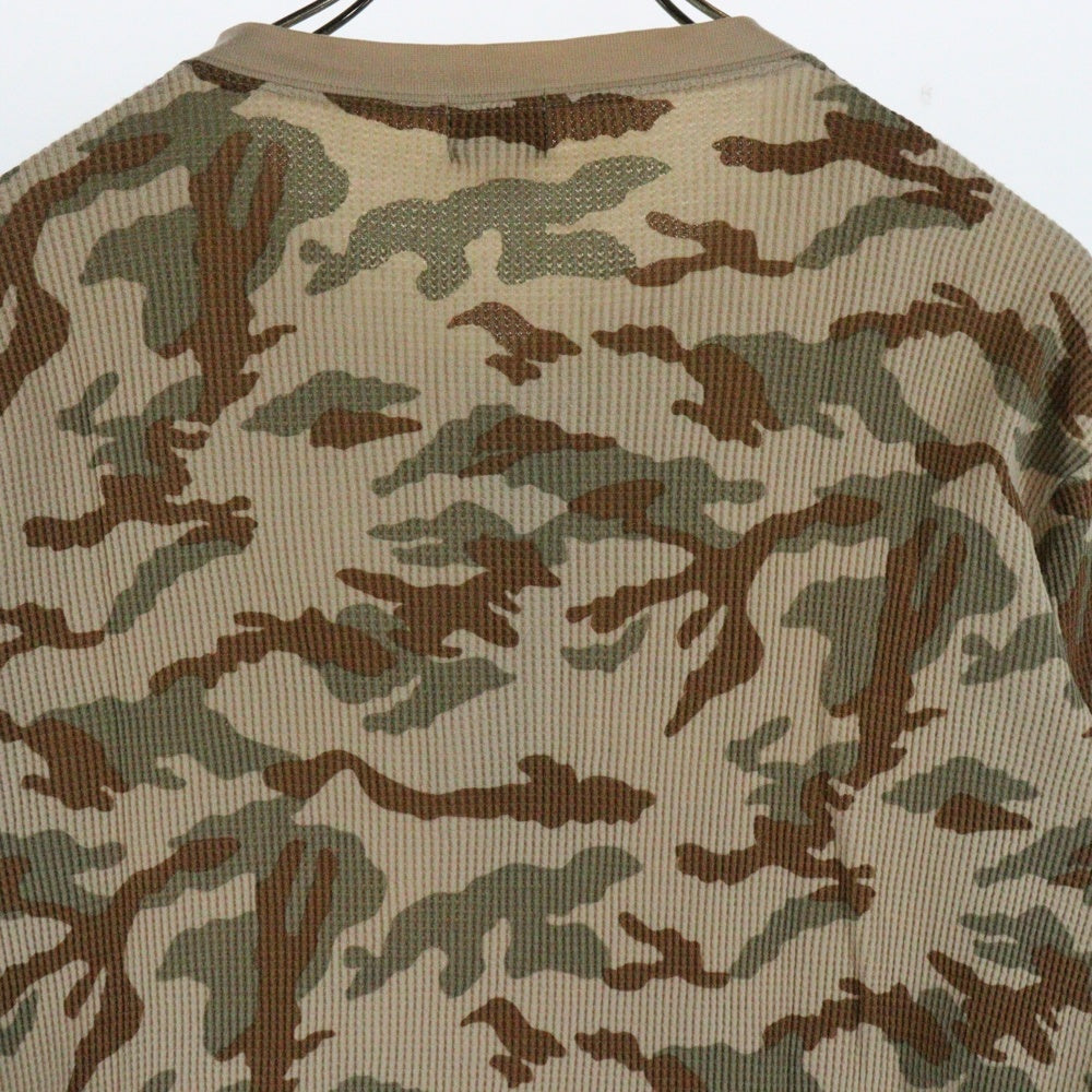 TAKEO KIKUCHI(タケオキクチ) カモ柄 ヘンリーネック ワッフル 長袖カットソー ブラウン