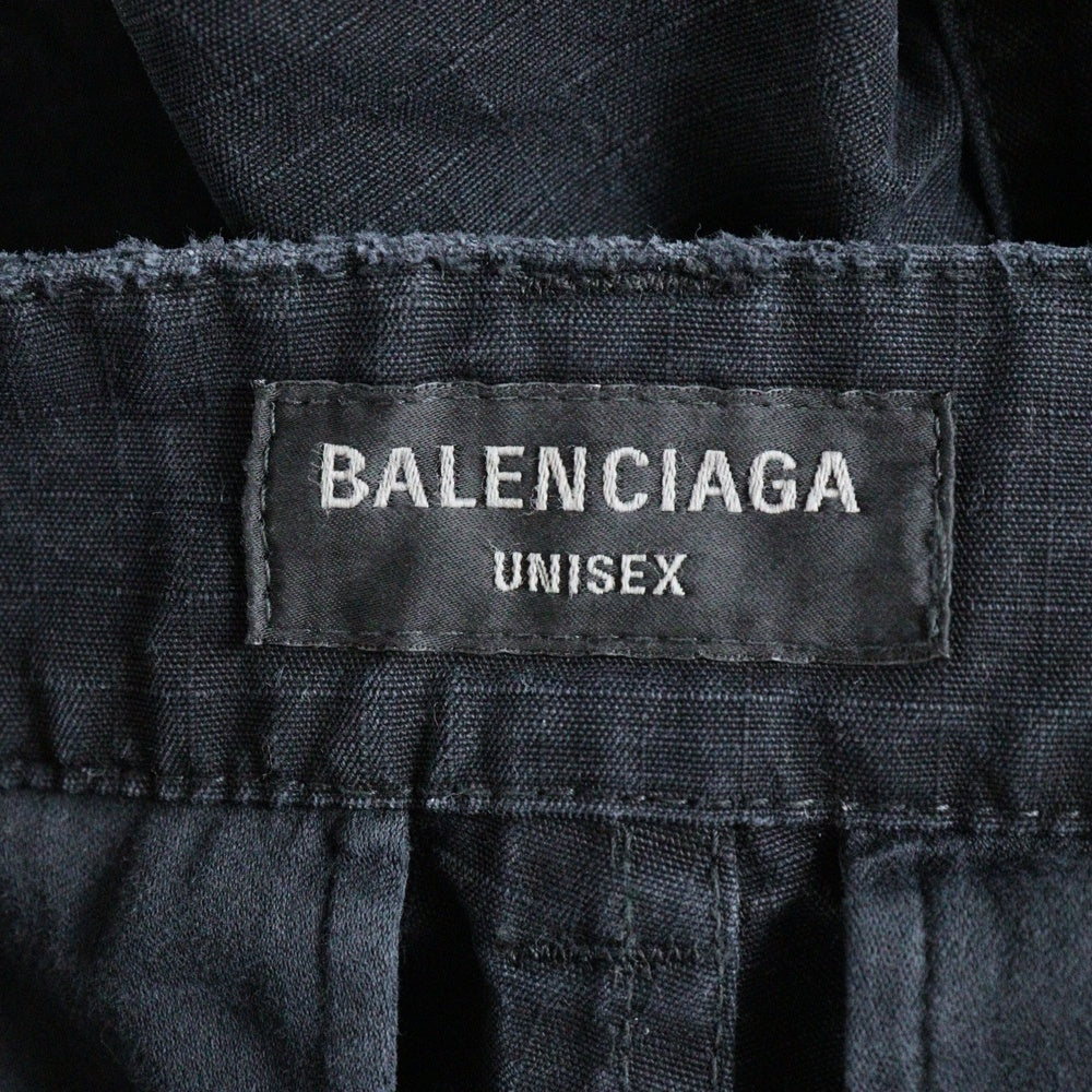 BALENCIAGA(バレンシアガ) 23SS LARGE CARGO SHORTS デストロイ ラージカーゴショーツ パンツ ブラック 746516