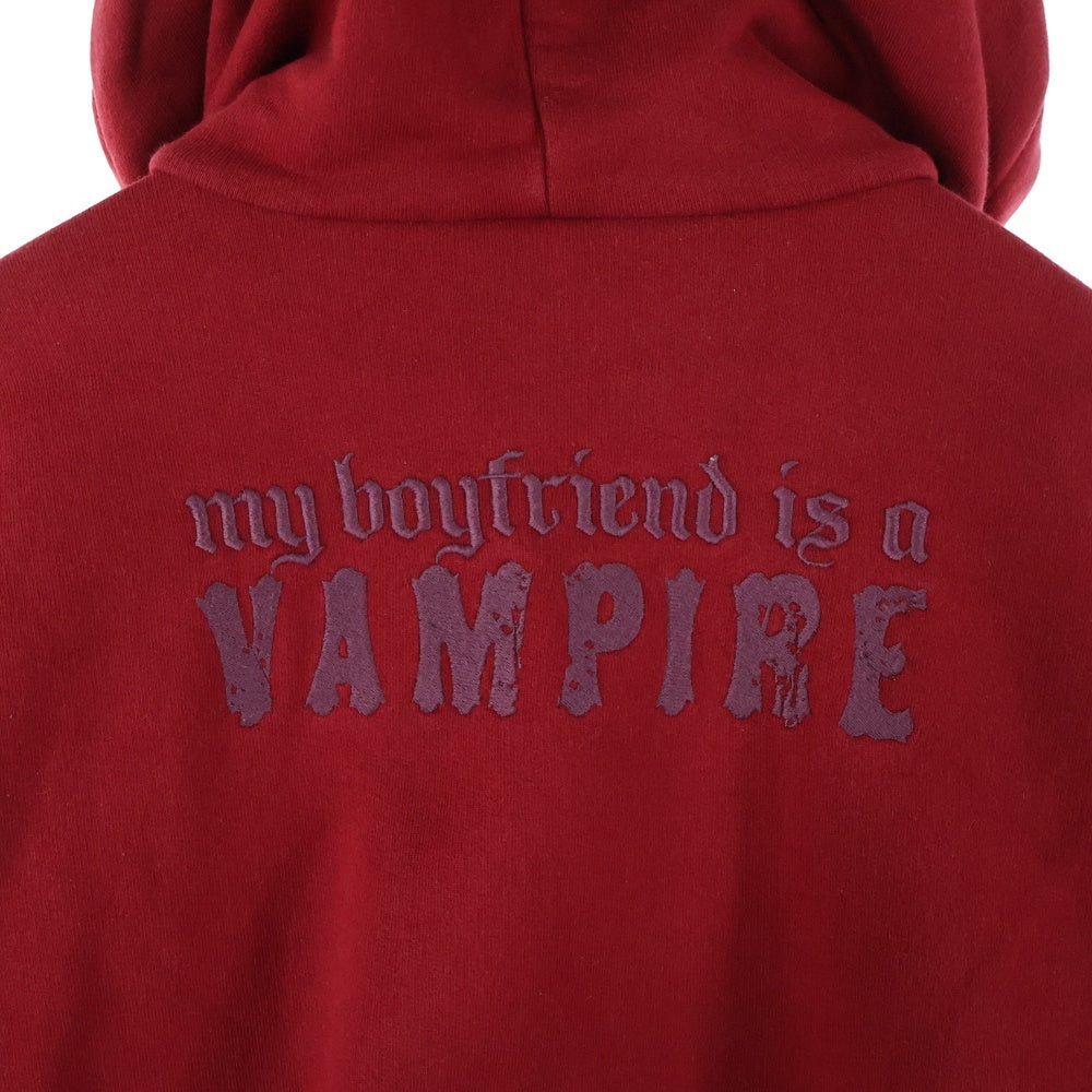 VETEMENTS(ヴェトモン) I'M PROBABLY LYING アイムプロバブリーライイング エンブロイダリー プルオーバーフーディー パーカー スウェット レッド 82-231-74-090708