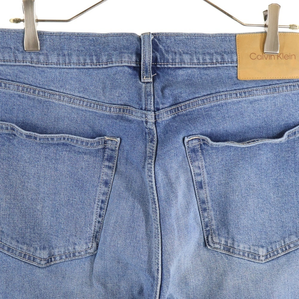 Calvin Klein(カルバンクライン) STANDARDS スタンダーズ ストレッチ ジップフライ ストレートデニムパンツ インディゴブルー 40TM732