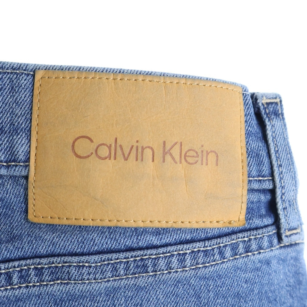 Calvin Klein(カルバンクライン) STANDARDS スタンダーズ ストレッチ ジップフライ ストレートデニムパンツ インディゴブルー 40TM732