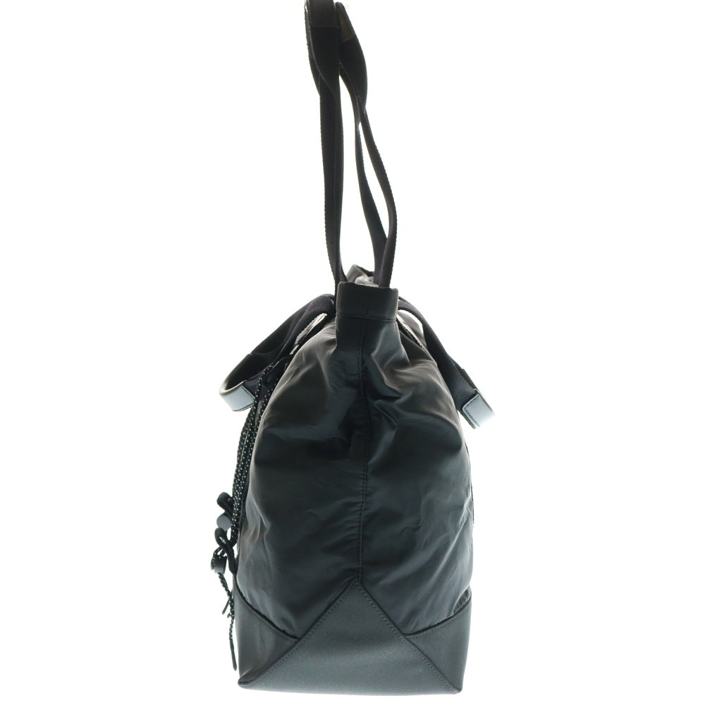 MONCLER(モンクレール) 23AW TECH TOTE テックトートバッグ ロゴパッチ ナイロン ハンドバッグ ブラック I209A5D00007