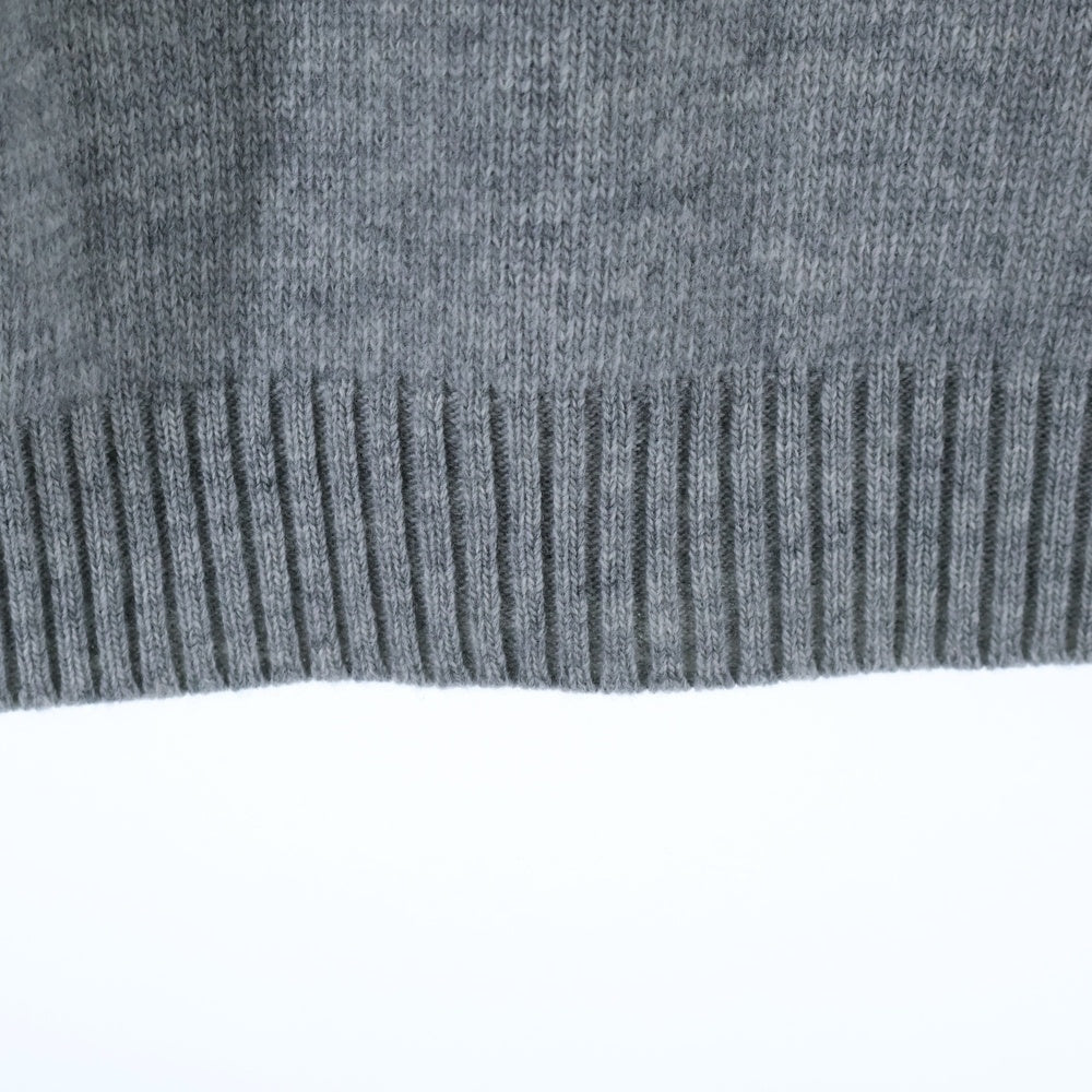 GUCCI(グッチ) ×キムスンヨン ワンポイントエンブロイダリー タートルネック ニット セーター キッズ グレー 785286 XKD86 1056