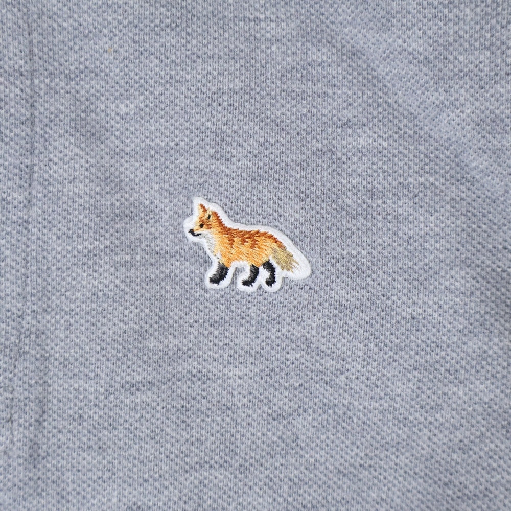 MAISON KITSUNE(メゾンキツネ) キツネパッチ 半袖ポロシャツ グレー レディース