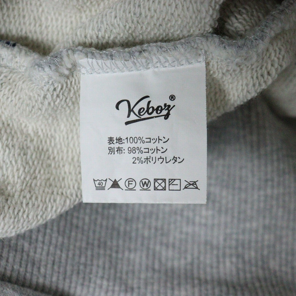 KEBOZ(ケボズ) フロントロゴパッチ フーデットスウェットパーカー グレー/グリーン