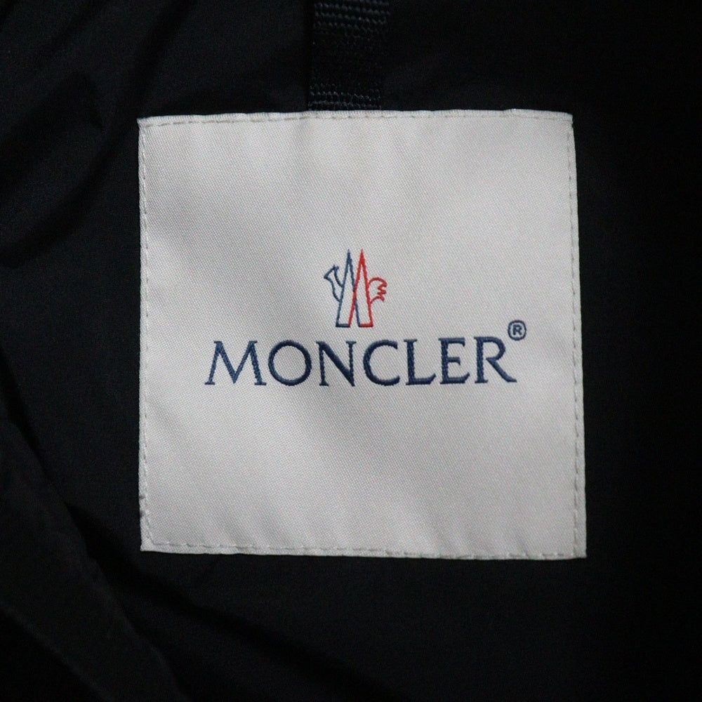 MONCLER(モンクレール) 20AW TOLONNE GILET ヨーク切替 トロンヌ ジレ レザーロゴワッペン ダウンベスト ブラック F20911A21100
