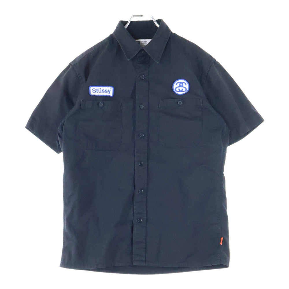 STUSSY(ステューシー) ロゴ刺繍 パッチポケット レギュラーカラー半袖シャツ ブラック