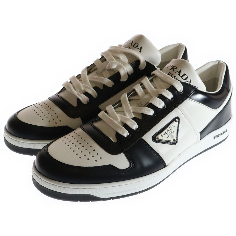 PRADA(プラダ) Downtown Low Top Sneakers ダウンタウン トライアングルロゴプレート レザー ローカットスニーカー ブラック/ホワイト 2EE364