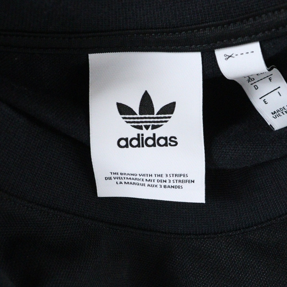 adidas(アディダス) ロゴワッペン付き サイドライン プルオーバースウェットトレーナー ブラック FM3856