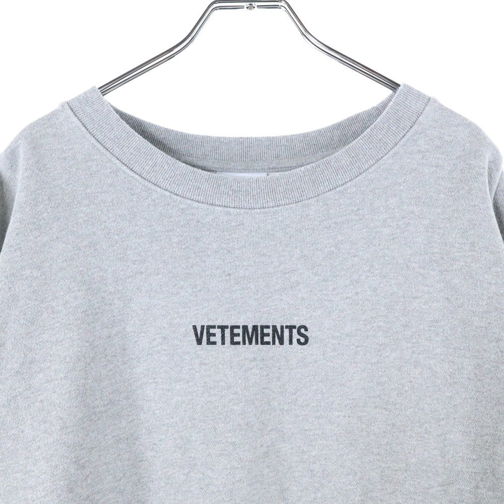 VETEMENTS(ヴェトモン) 19AW INVERTED LOGO SWEATSHIRT インバーテッド ロゴ クルーネックスウェットトレーナー グレー UAH20TR726