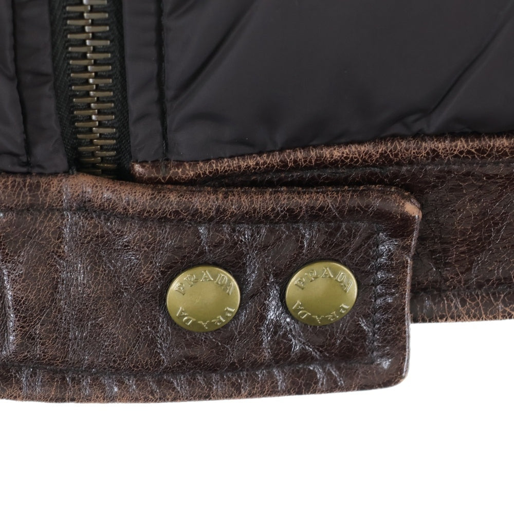 PRADA(プラダ) トライアングルロゴプレート レザースイッチング ダウンベスト ブラウン 29X536 S132 Q04