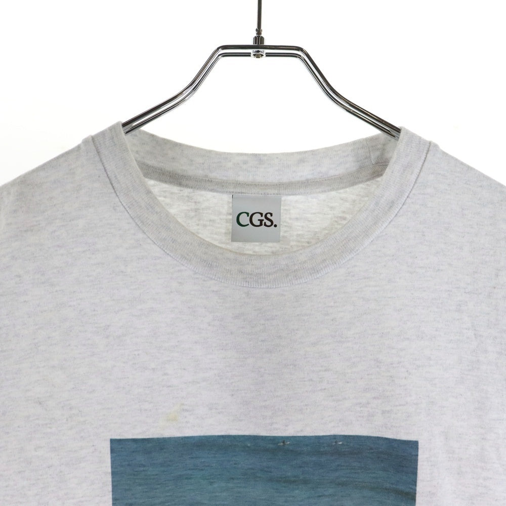 California General Store(カリフォルニア ジェネラルストア) California General Store カリフォルニアジェネラルストア フロントスクエアフォトプリントクルーネック半袖Tシャツ グレー