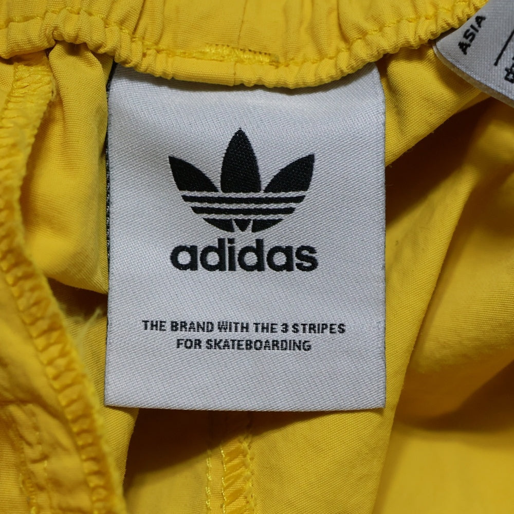 adidas(アディダス) SKATEBOADING WATER SHORT スケートボーディング トレフォイル エンブロイダリーウォーター ショーツ ハーフパンツ イエロー HA1288