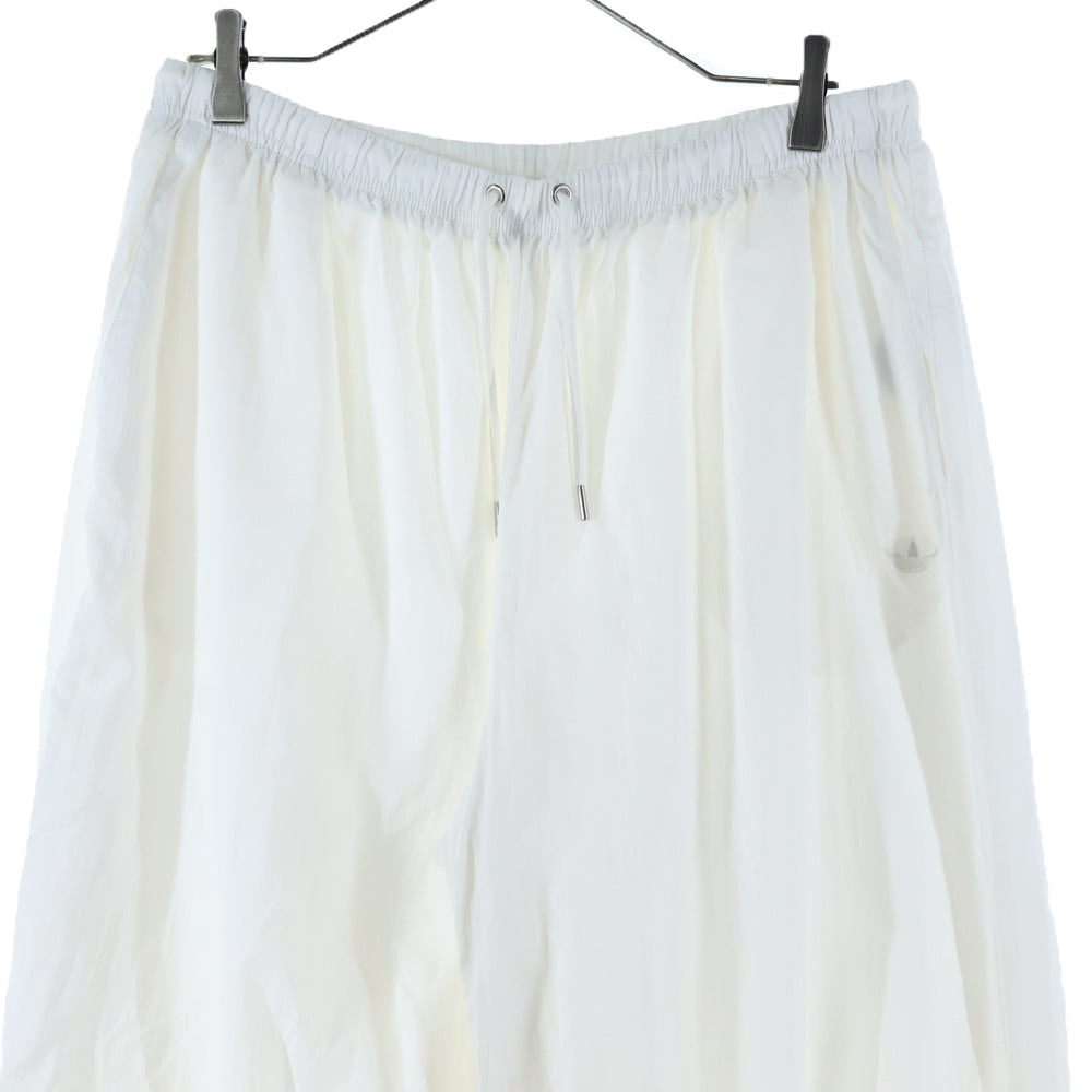 adidas(アディダス) NYLON PS PANT CLOWHI プレミアム エッセンシャルズ ナイロン パラシュートパンツ ホワイト IS2698