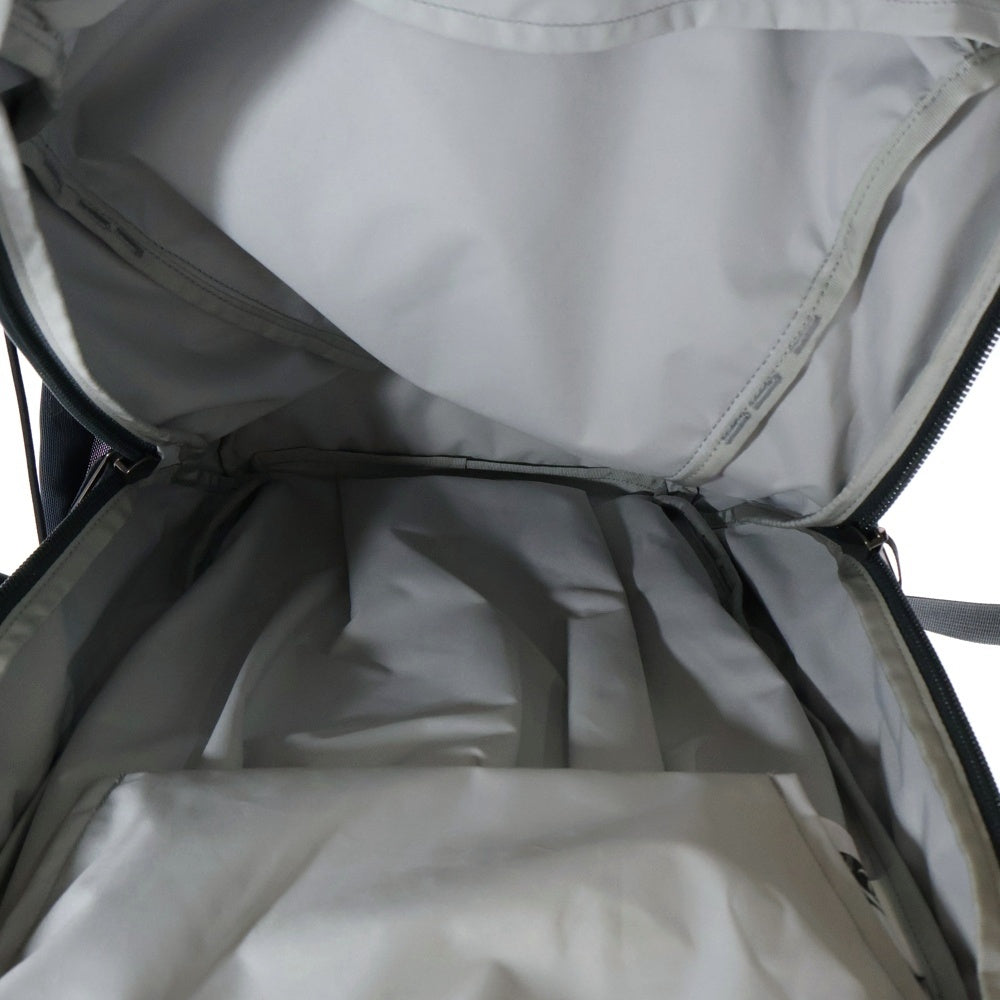 ARC'TERYX(アークテリクス) MANTIS 16 BACK PACK マンティス ロゴデザインエンブロイダリー バックパック リュックサック グレー/ネイビー X000006136-2223X000006136