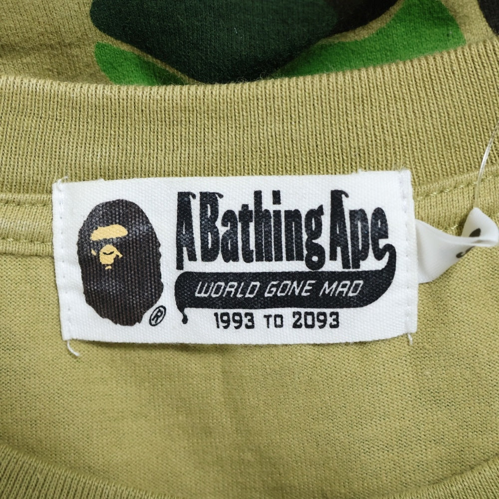 A BATHING APE(アベイシングエイプ) ABC CAMO RELAXED FIT BAPE LOGO TEE ロゴプリントTシャツ カモ 迷彩 半袖カットソー カーキ 001CSK301007M