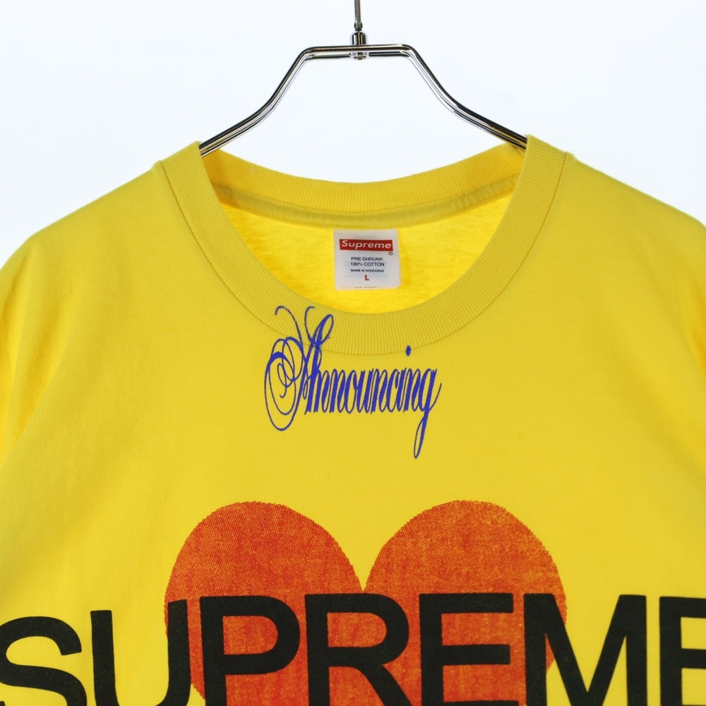 SUPREME(シュプリーム) 25SS Announcing Tee アナウンシング フロントプリント クルーネック 半袖Tシャツ カットソー イエロー
