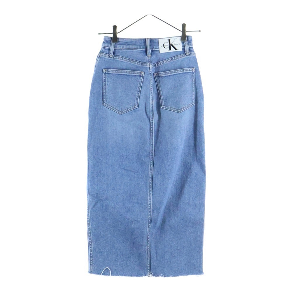 Calvin Klein Jeans(カルバンクラインジーンズ) カウレザーパッチ デニムロングスカート レディース インディゴ J221043