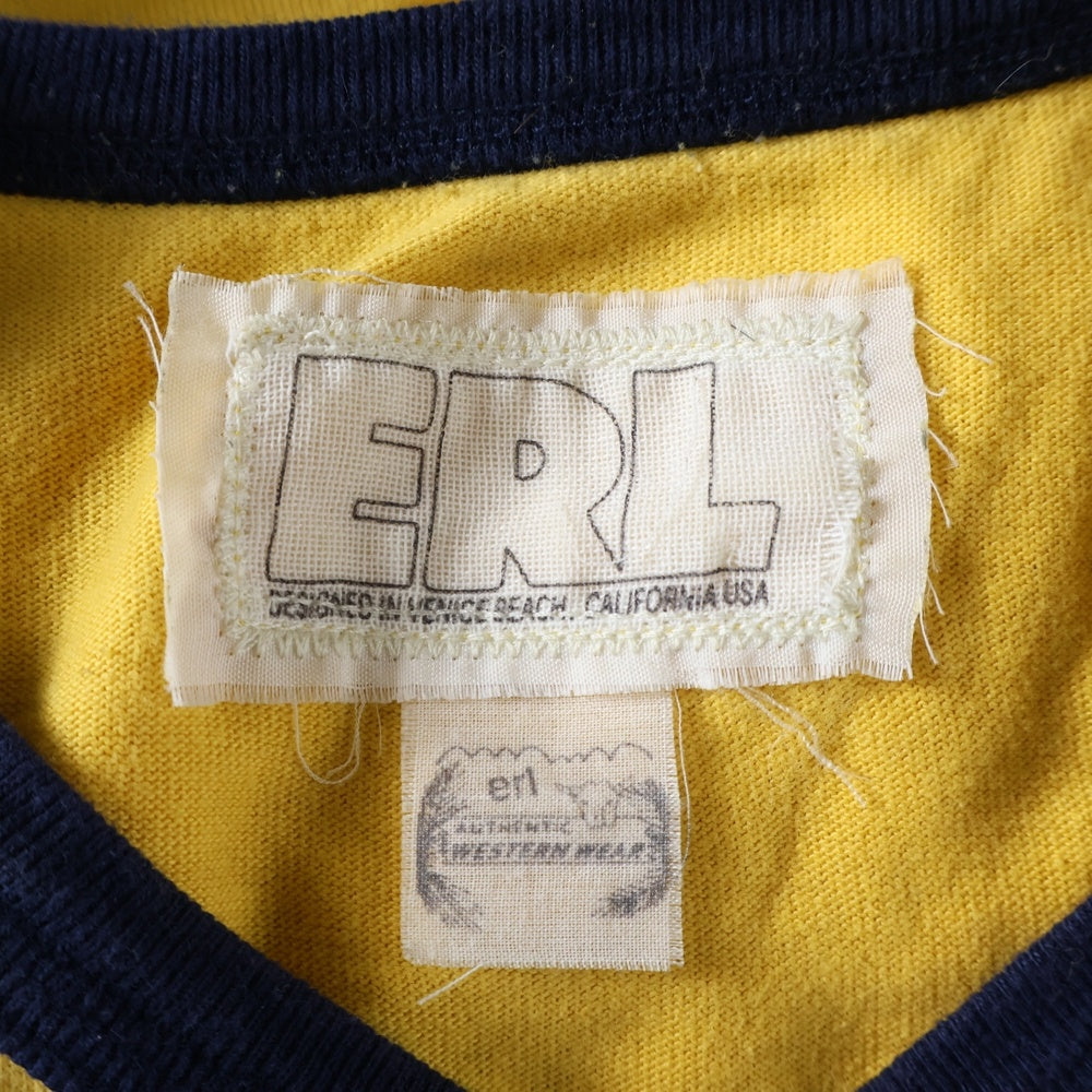 ERL(イーアールエル) 25SS I Did What Last Night フロントエンブロイダリー 半袖 リンガーTシャツ イエロー