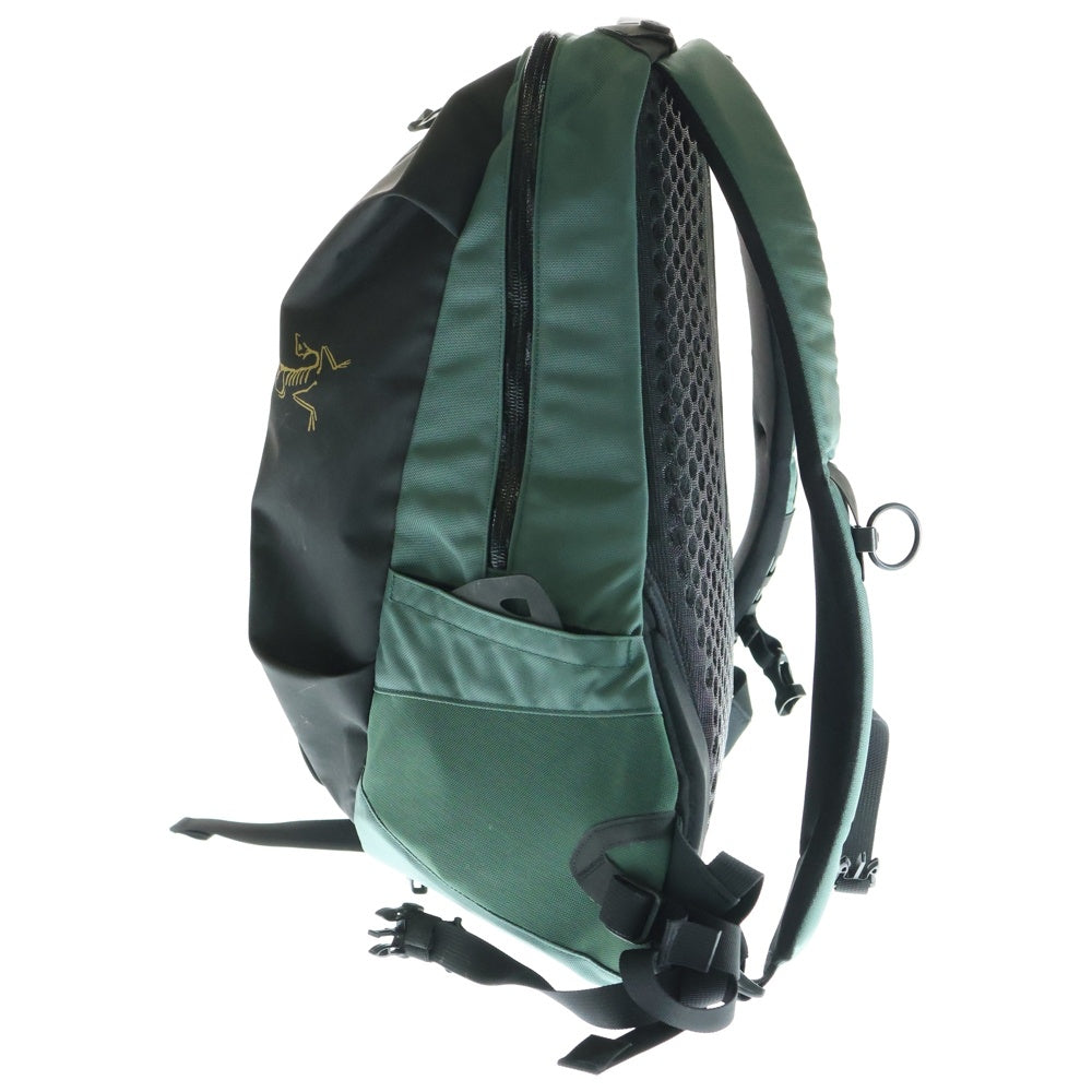 ARC'TERYX(アークテリクス) ARRO 16 アロー16 ロゴエンブロイダリー バックパック リュック ブラック/グリーン X000007965
