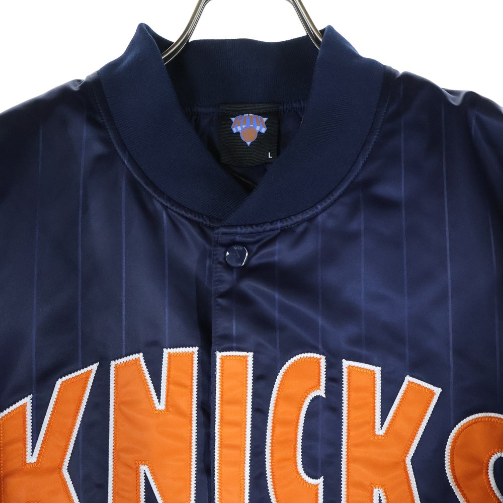 KITH(キス) New York Knicks Pinstripe Satin Bomber Jacket ニューヨークニックス ピンストライプ サテン ボンバージャケット ブルー KHM010422