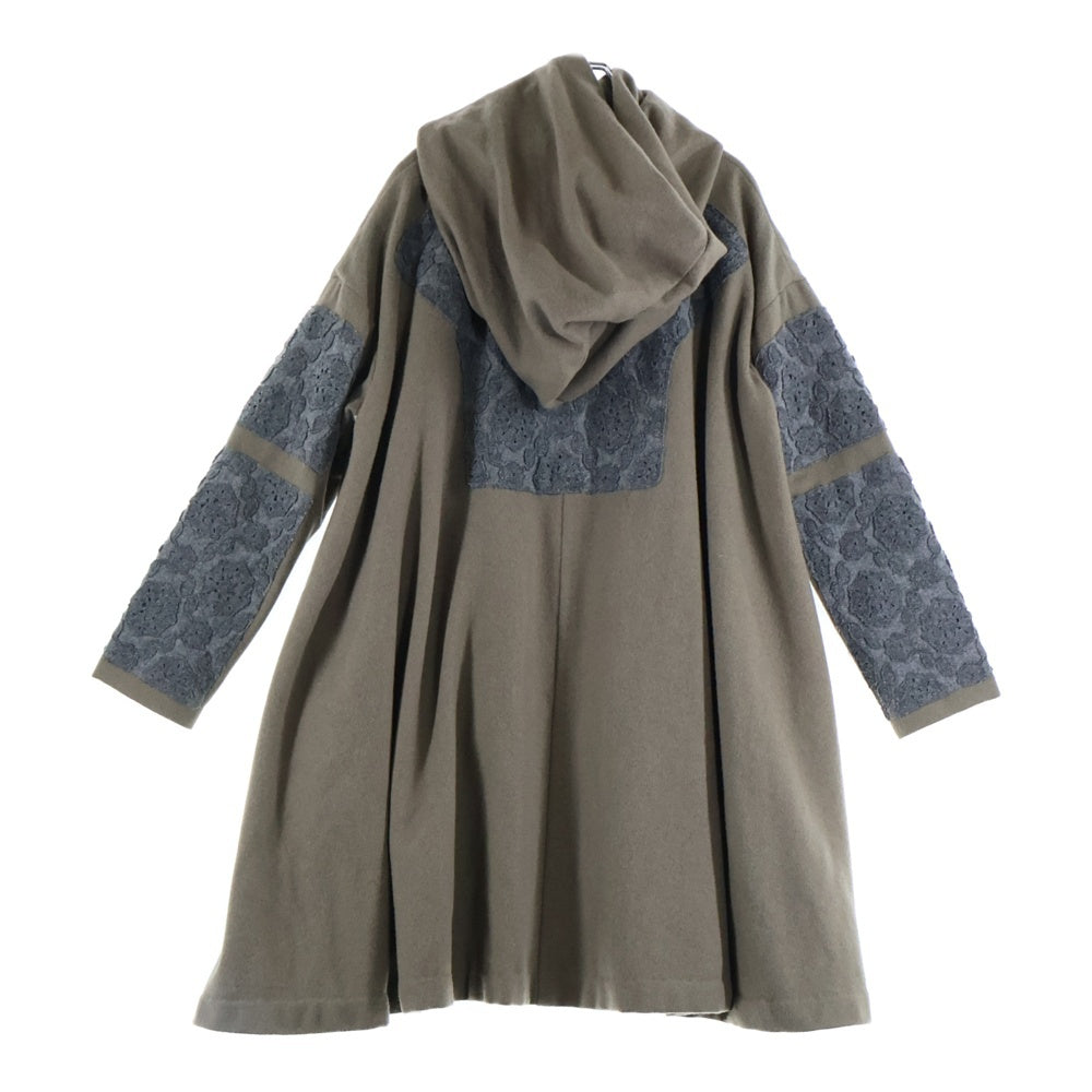 UNDERCOVER(アンダーカバー) 11AW フェルトフラワーパッチデザイン ジップアップ マントコート ベージュ/グレー H1305-1