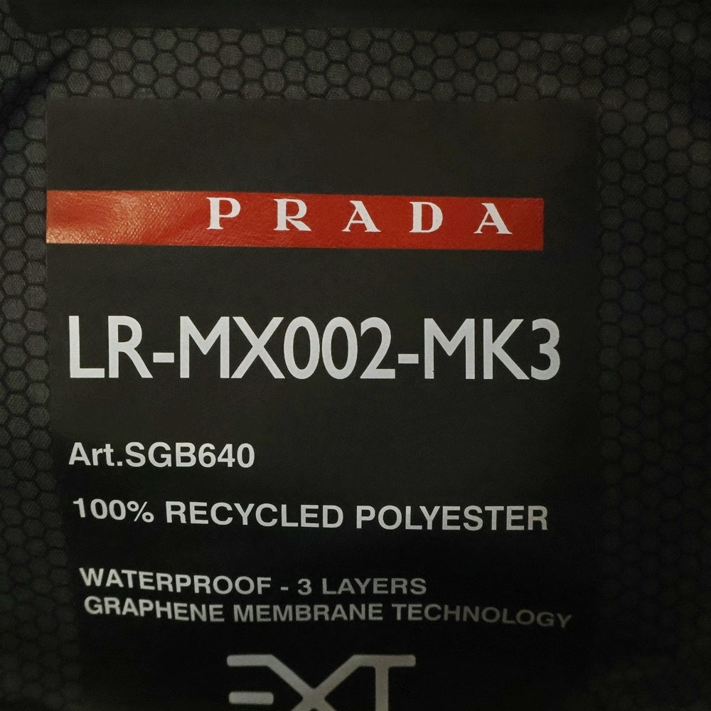PRADA(プラダ) Extreme-Tex ウィンドブレーカー リサイクルポリエステル ウォータープルーフ ジップアップ フーデッドジャケット ブラック SGB640