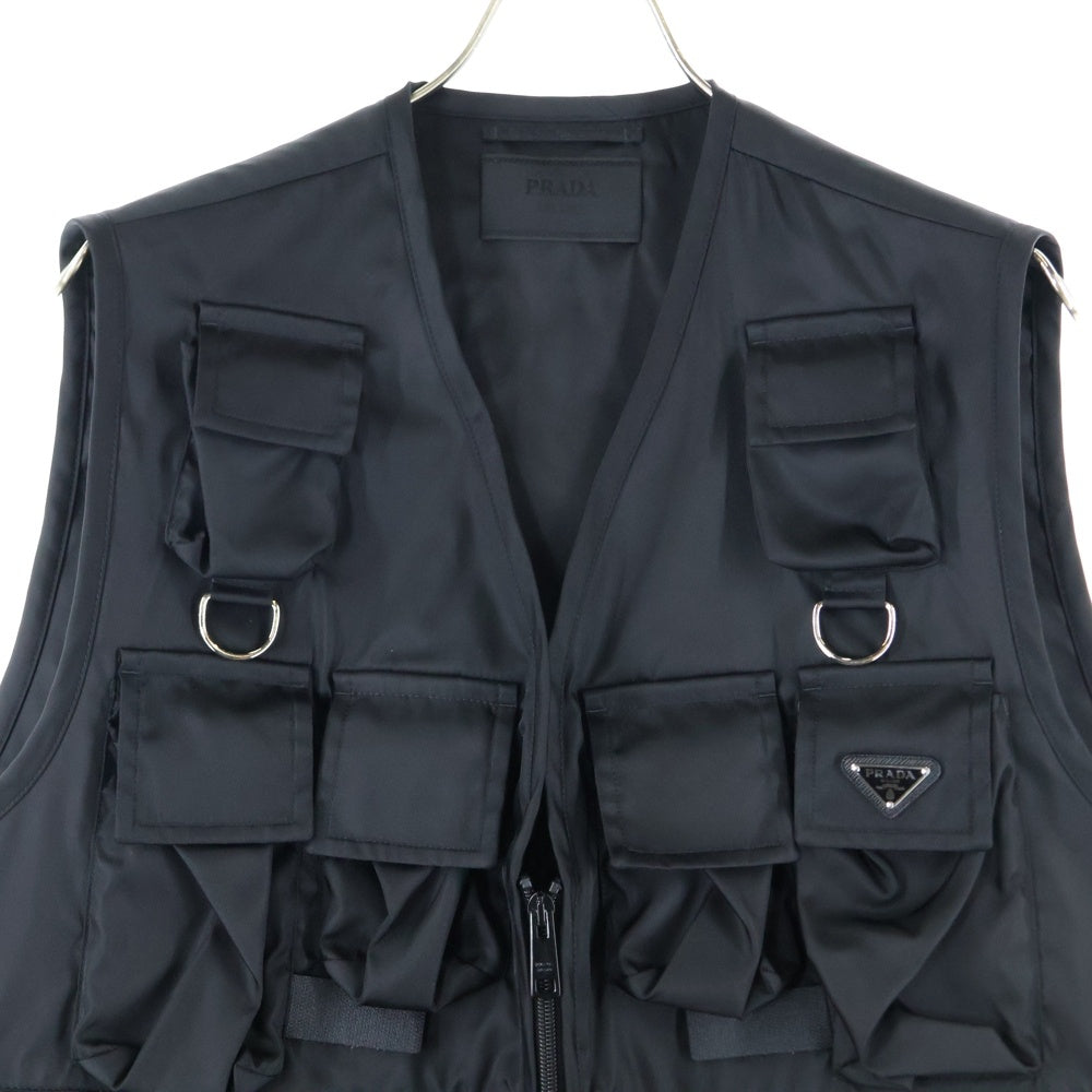 PRADA(プラダ) 24SS RE-NYLON UTILITY VEST トライアングルロゴプレート リナイロン ユーティリティベスト ブラック SGC499 S000 1WQ8