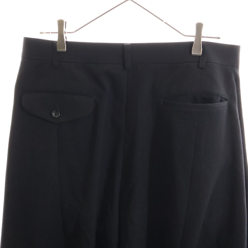 COMME des GARCONS HOMME PLUS(コムデギャルソンオムプリュス) 24SS AD2022 マルチポケット ドレープ サルエル ジップアップ ショートパンツ ブラック PM-P006