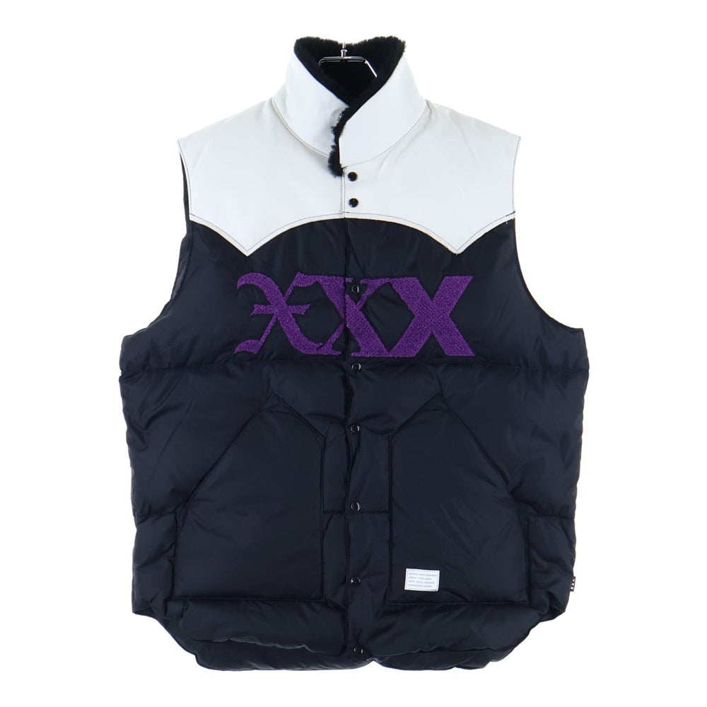 GOD SELECTION XXX(ゴッドセレクショントリプルエックス) ×ROCKY MOUNTAIN FEATHERBED ロッキー マウンテン フェザーベット レザー ナイロン切替 ロゴエンブロイダリー ダウンベスト ブラック/ホワイト 290-192-16