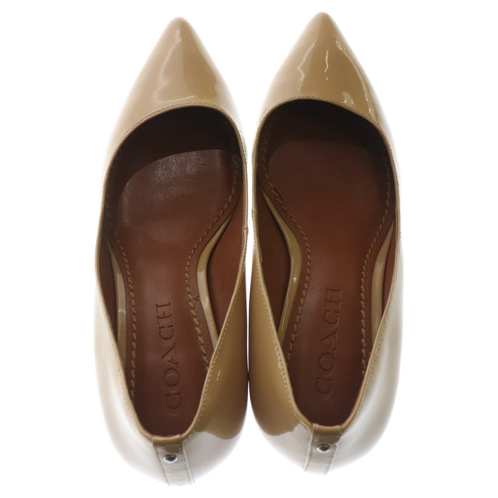 COACH(コーチ) パテントレザー ポインテッドトゥ ピンヒール パンプス レディース ベージュ FG1498