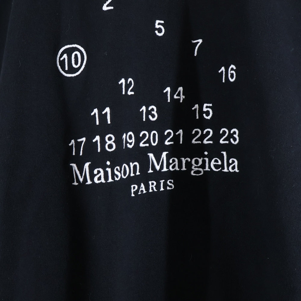 Maison Margiela 1 10(メゾンマルジェラ 1 10) 23SS NUMBERS LOGO HOODIE ナンバーズロゴ プリント プルオーバーフーディー パーカー スウェット ブラック S50GU0202 S25505
