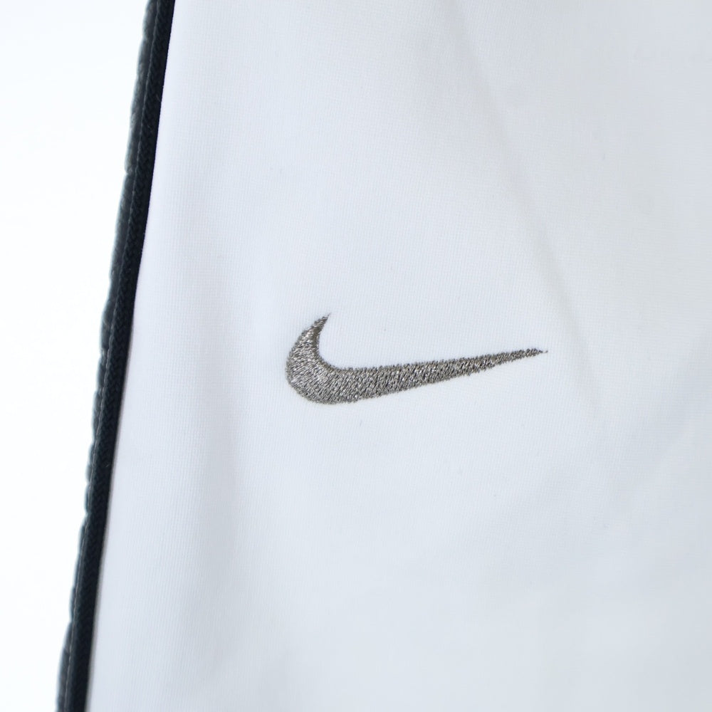 F.C.R.B./F.C.Real Bristol/FCRB(エフシーアールビー/エフシーレアルブリストル) ×NIKE ナイキ フェイクレザーライン フロントロゴ トラックパンツ ホワイト 193916