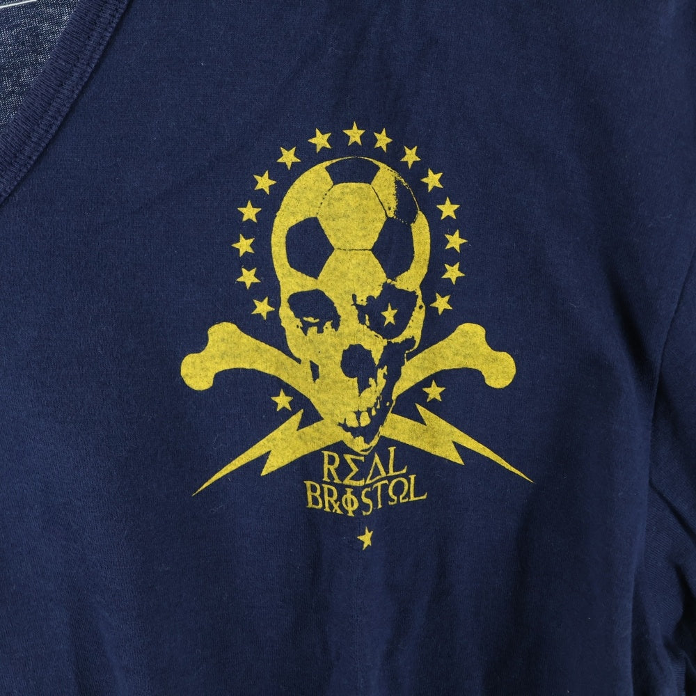 F.C.R.B./F.C.Real Bristol/FCRB(エフシーアールビー/エフシーレアルブリストル) ×NIKE ナイキ 胸スカルロゴTシャツ 半袖Vネックカットソー ネイビー 319136