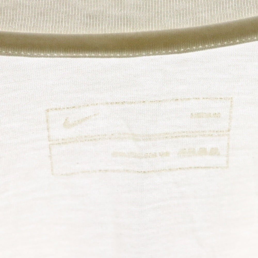 F.C.R.B./F.C.Real Bristol/FCRB(エフシーアールビー/エフシーレアルブリストル) ×NIKE ナイキ 胸スカルプリントTシャツ 半袖Vネックカットソー ホワイト 243713