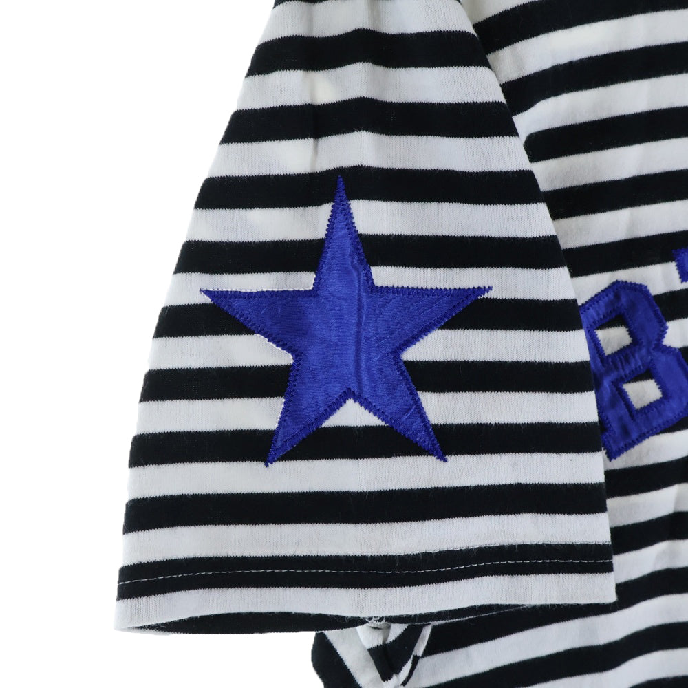 F.C.R.B./F.C.Real Bristol/FCRB(エフシーアールビー/エフシーレアルブリストル) ワッペンロゴデザイン ボーダー クルーネックカットソー 半袖Tシャツ ブラック/ホワイト FCRB-145007