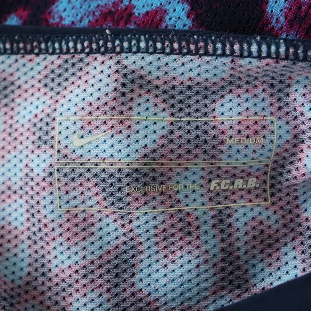 F.C.R.B./F.C.Real Bristol/FCRB(エフシーアールビー/エフシーレアルブリストル) × NIKE ナイキ ロゴ プリント レオパード 切替 半袖カットソー Tシャツ ネイビー 440646-450