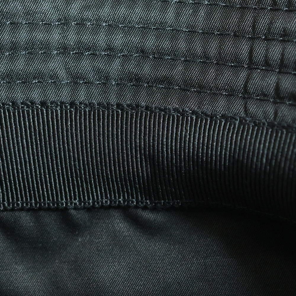 PRADA(プラダ) RE-NYLON リナイロン トライアングルロゴプレート バケットハット 帽子 ブラック 2HC137 2DMI RFID