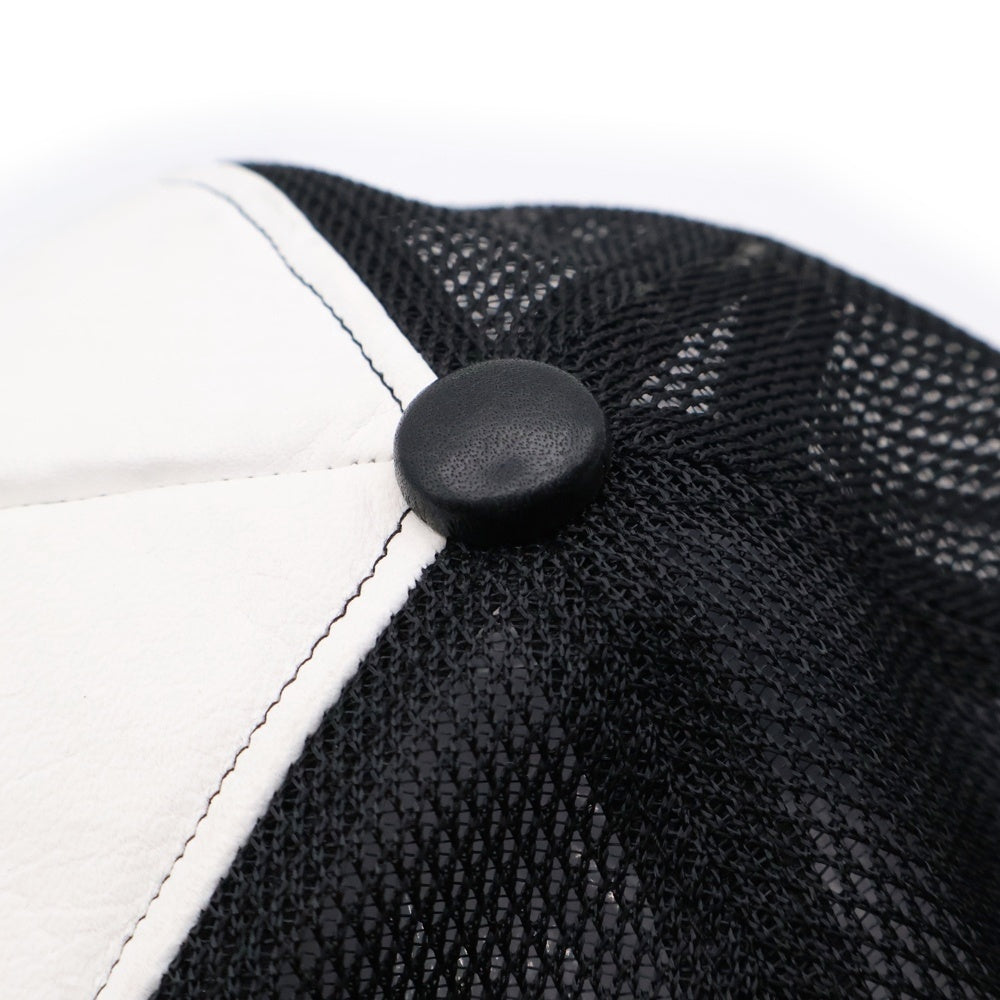 ISAMU KATAYAMA BACKLASH(イサムカタヤマバックラッシュ) ステアレザー メッシュトラッカーキャップ 帽子 ブラック/ホワイト 709-01