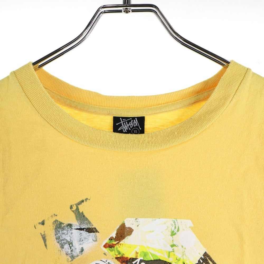 STUSSY(ステューシー) フロントロゴデザインプリント クルーネック カットソー 半袖Tシャツ イエロー