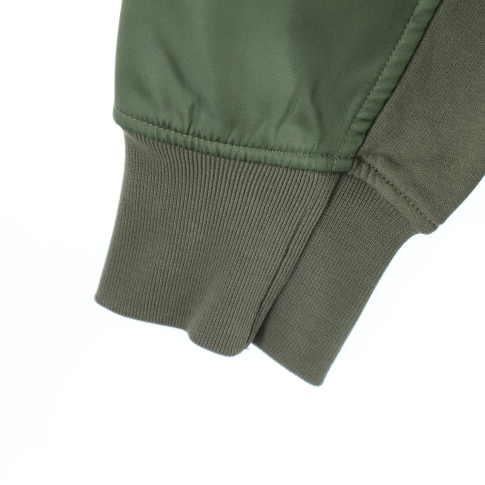 MONCLER(モンクレール) 22SS ロゴエンブロイダリー ナイロン ドッキング クルーネックスウェットトレーナー カーキ H10918G00039