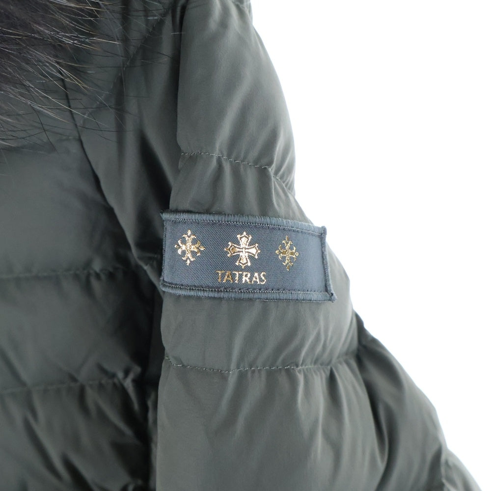 TATRAS(タトラス) 21AW VARENA ファーフーデッド ナイロン ショート丈 ダウンジャケット レディース カーキ LTKE21A4164-D