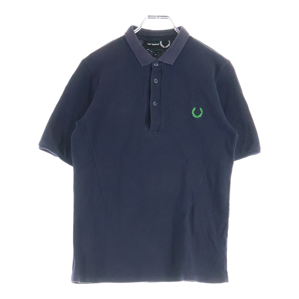 FRED PERRY(フレッドペリー) ×RAF SIMONS ラフシモンズ ロゴエンブロイダリー レギュラーカラー 半袖ポロシャツ ブラック/グリーン WC2E8BU