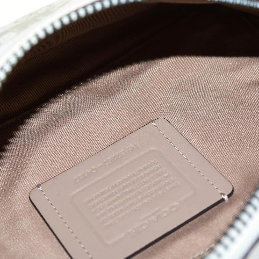 COACH(コーチ) ホールアンドキャリッジロゴ レザー ショルダーバッグ アイボリー B2257-C4137