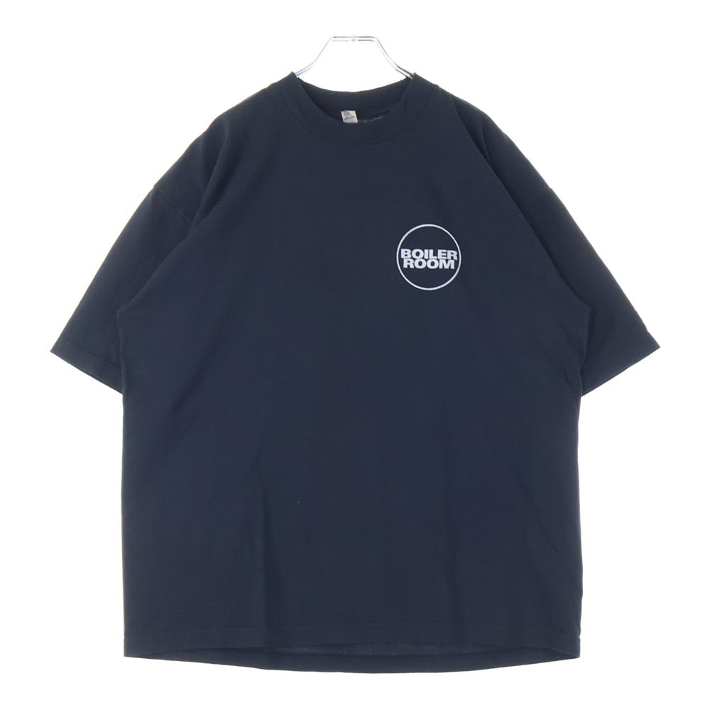 BOILER ROOM(ボイラールーム) BOILER ROOM ボイラールーム バックロゴ 半袖Tシャツ ブラック