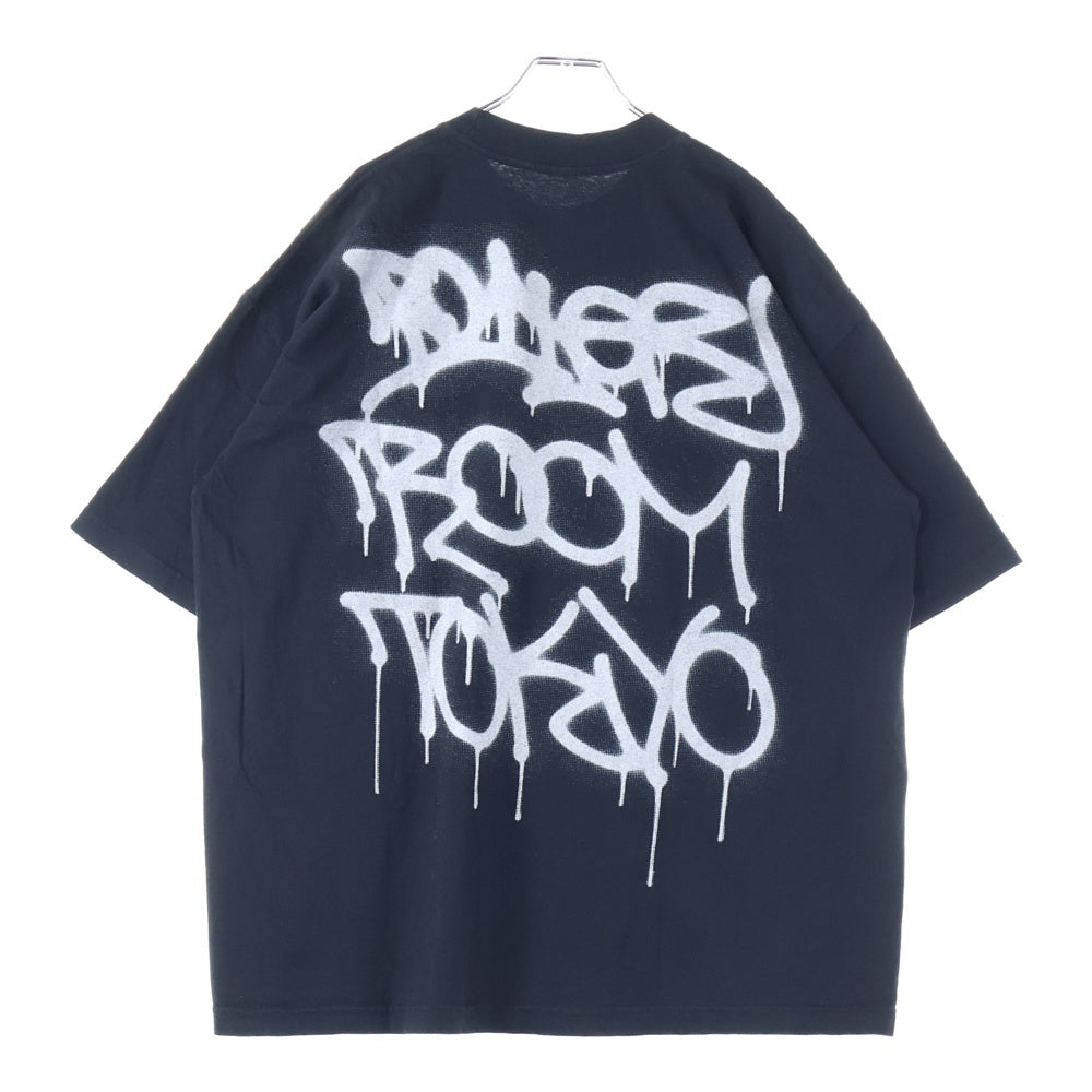 BOILER ROOM(ボイラールーム) BOILER ROOM ボイラールーム バックロゴ 半袖Tシャツ ブラック