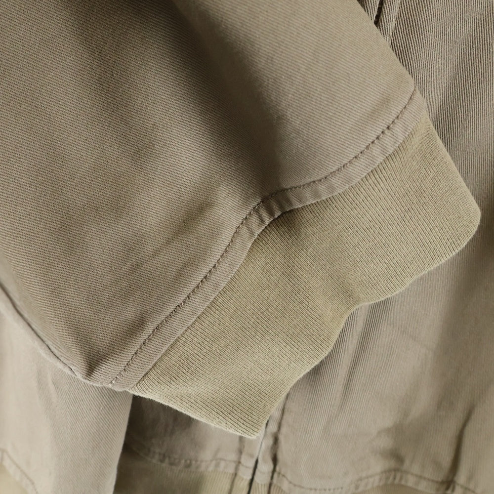 WILLY CHAVARRIA(ウィリーチャバリア) 胸ロゴデザイン ダブルポケット ジップアップ コットン ジャケット ベージュ